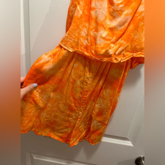 Bright orange tie dye Anthropologie romper. Amadi Emira Tie Dye Romper size S - Picture 10 of 10